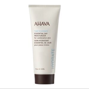 Essential Day Moisturizer - Combination Skin • NWT